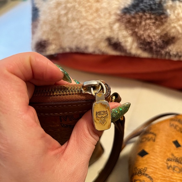 MCM Liz Large Reversible Visetos Shopper Tote Bag - Picture 8 of 11